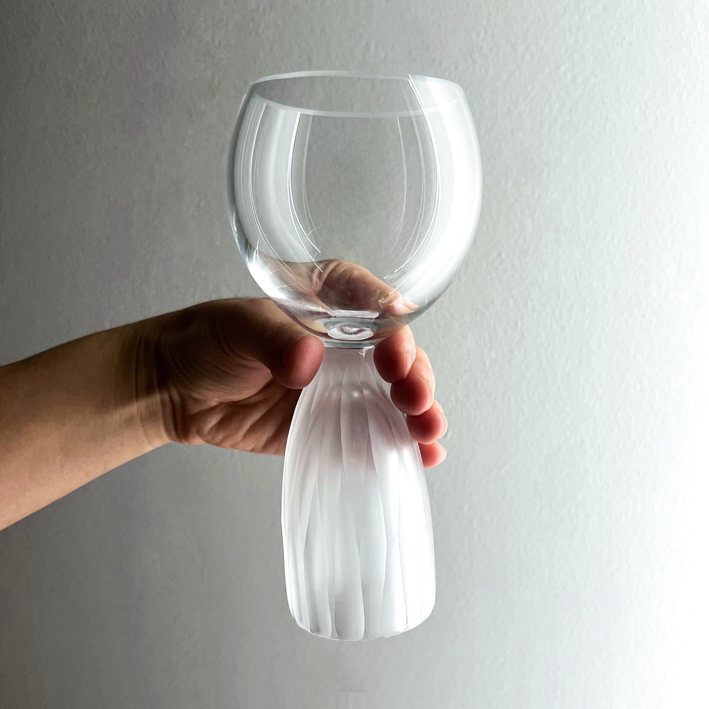 Sakumon Horse Riders Glass - Vertical Pattern
