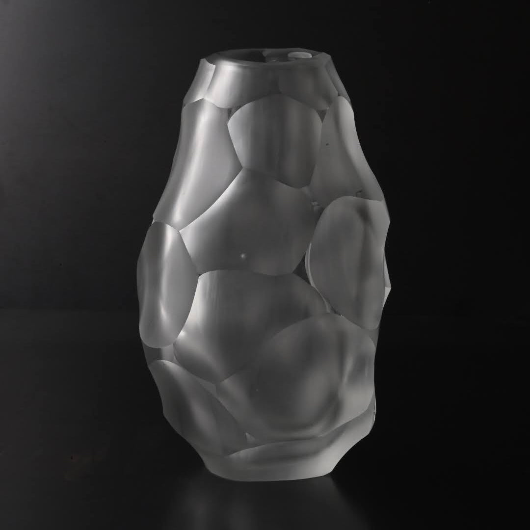 Sakumon Tall Vase - Battuto