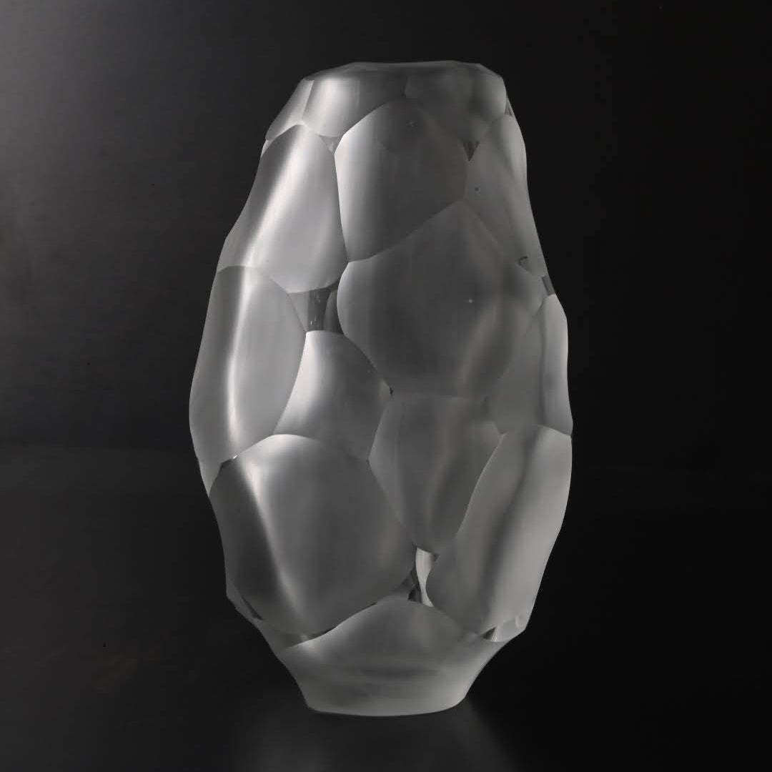 Sakumon Tall Vase - Battuto