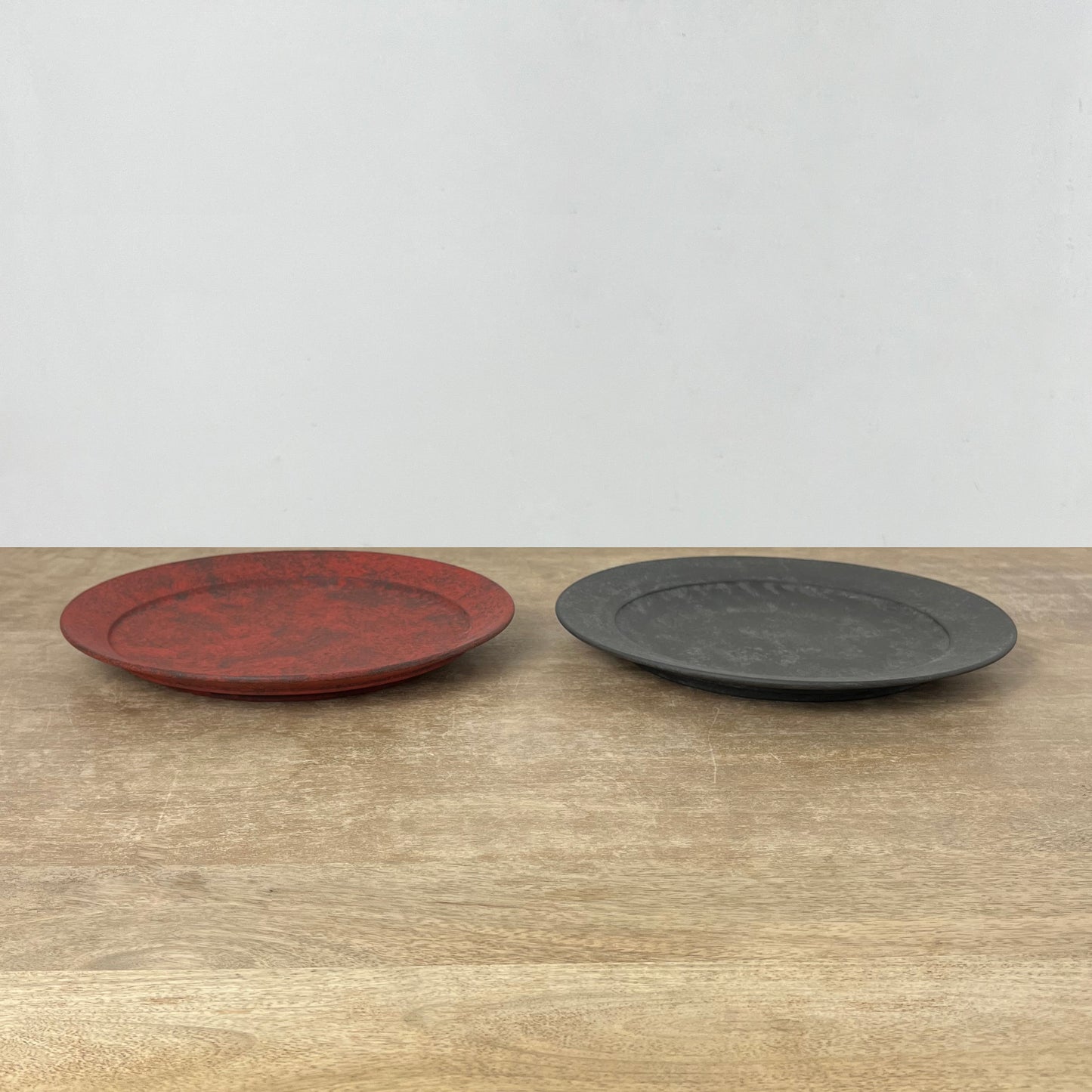 Red Rimmed Plate 10.5"