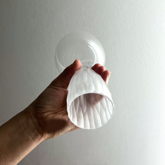 Sakumon Horse Riders Glass - Vertical Pattern